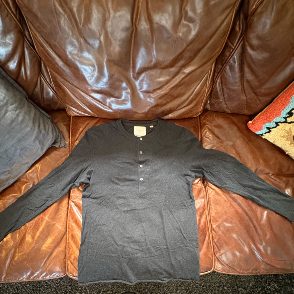 Billy Reid made in Peru size medium modern henley